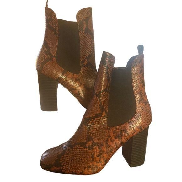 Express Shoes - Express Snakeskin Animal Brown Black Faux Leather Zipper Boots Women Size 9 NEW